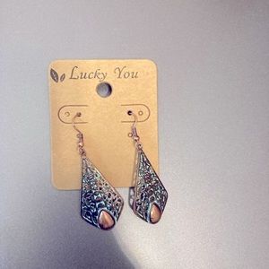 Lucky You Rustic Retro Bronse Green Fishhook Teardrop Dangle Earrings